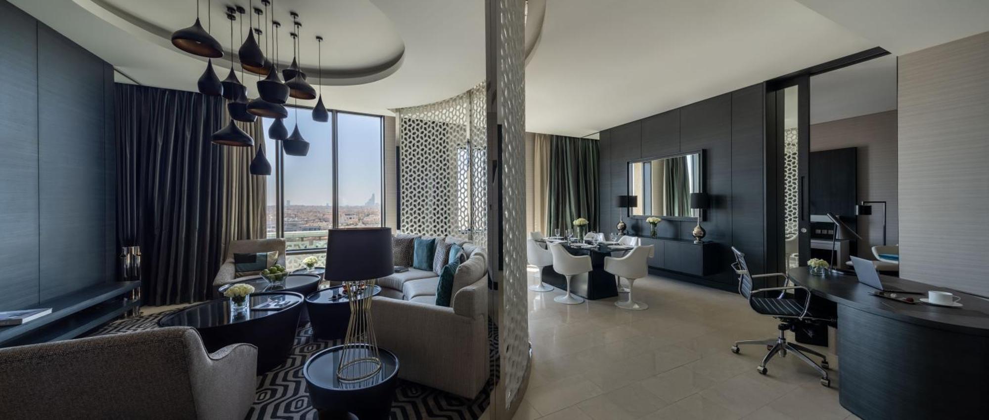 Fairmont Hotel 5*